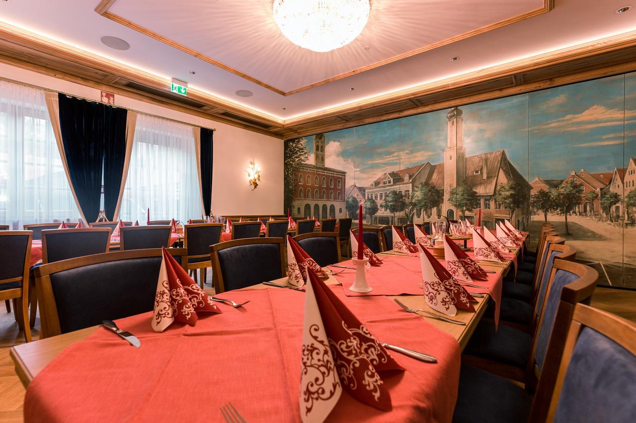 & Gaststaette Zum Erdinger Weissbraeu 3* Munich