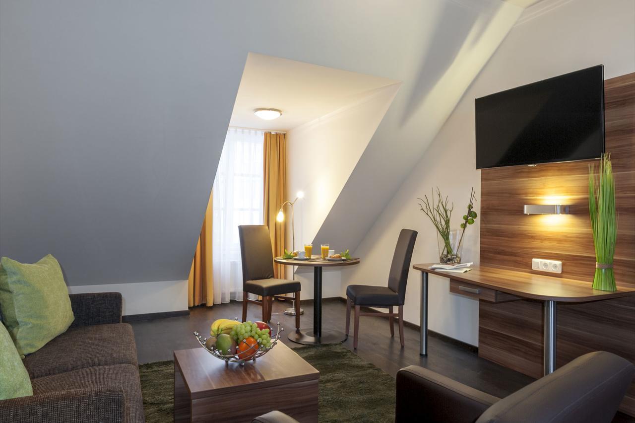 Batu Aparthotel 3*