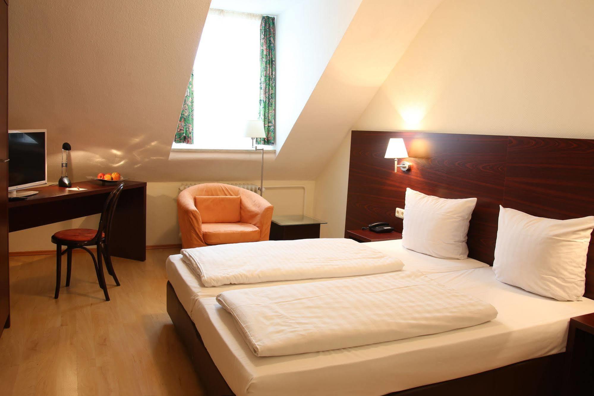 Andi Stadthotel 3* Munich