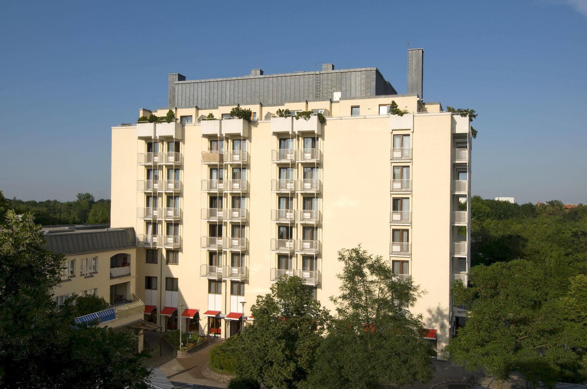 Gaestehaus Forum Am Westkreuz Aparthotel Munich