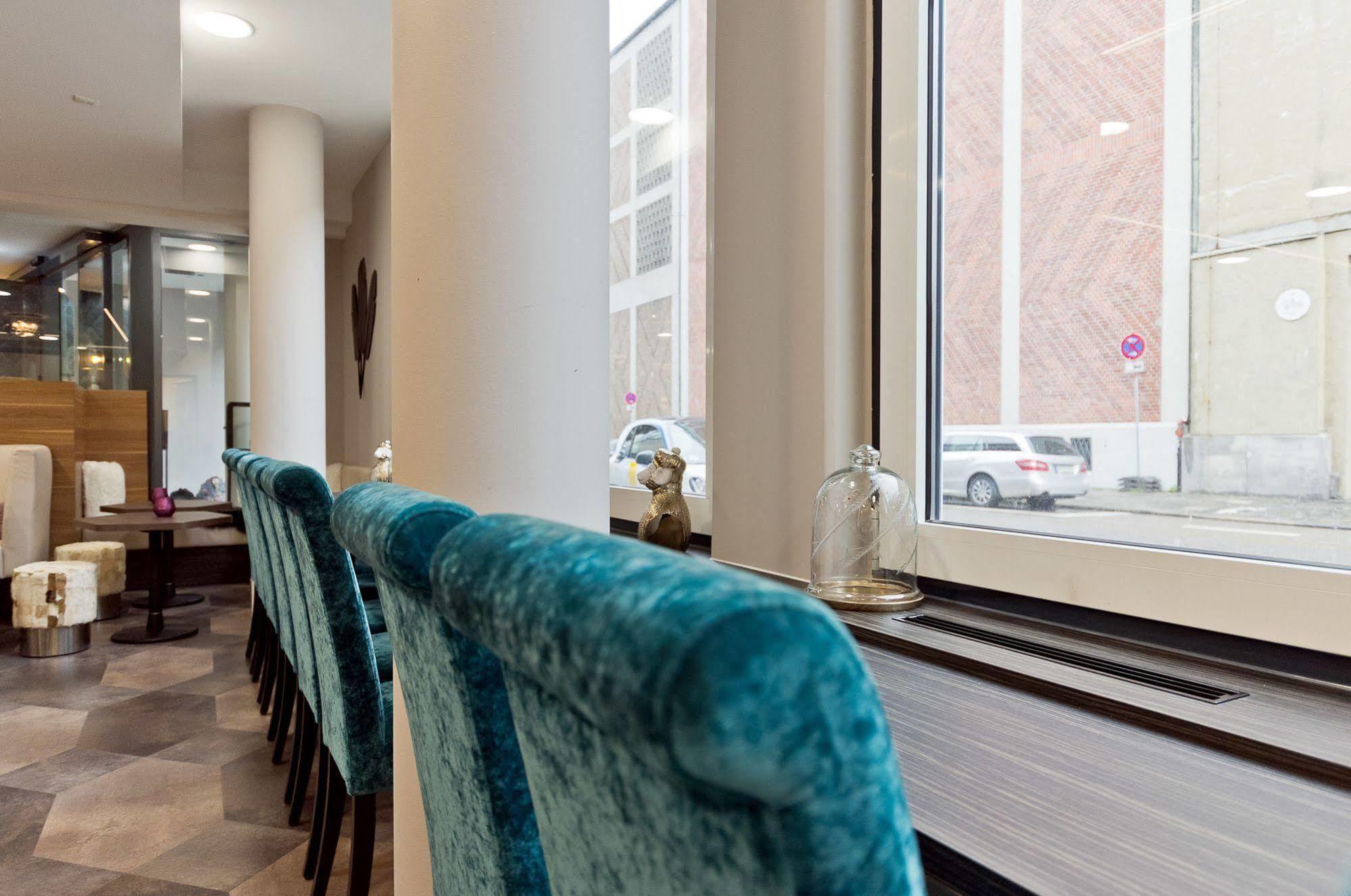Hotel Elaya 4*