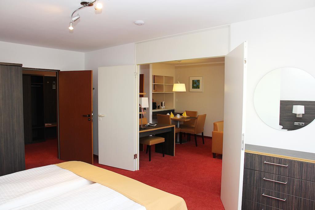 Aparthotel Gaestehaus Forum Am Westkreuz