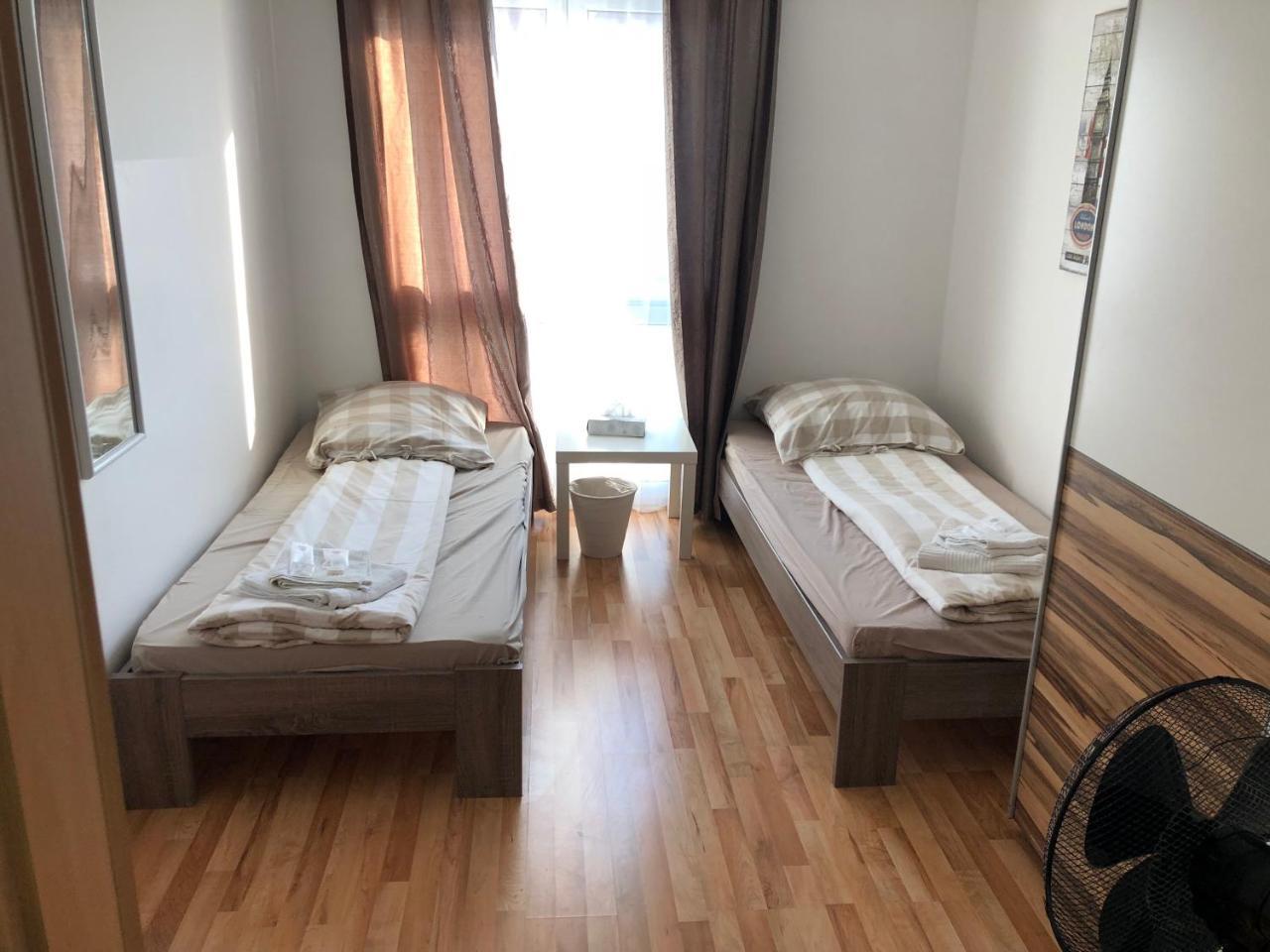 Sahara Falcon 3*