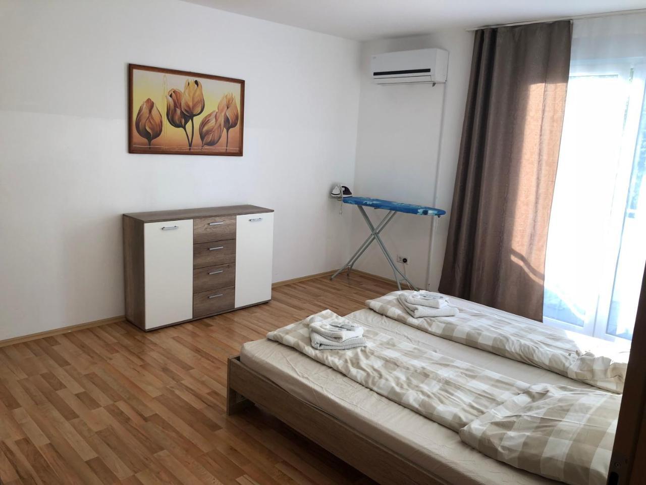 Sahara Falcon 3*