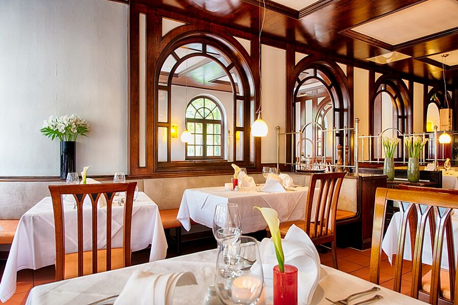 Leonardo & Residenz Hotel 4*