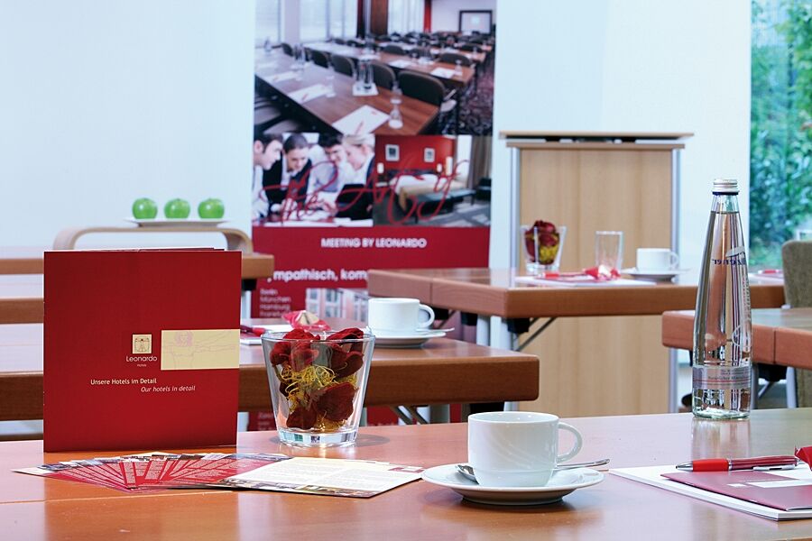 Hotel Leonardo & Residenz 4*