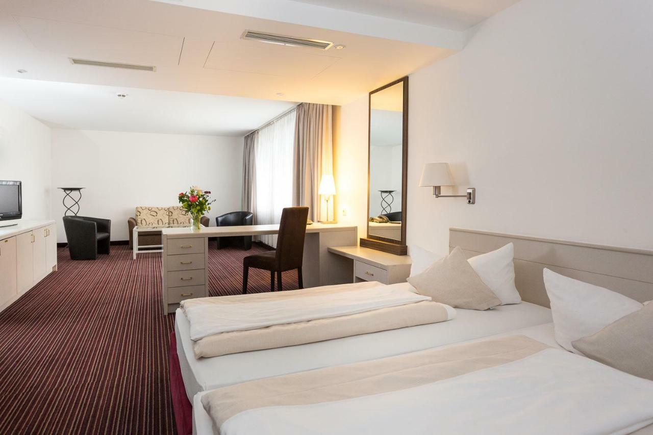 Hotel Cristal Munich