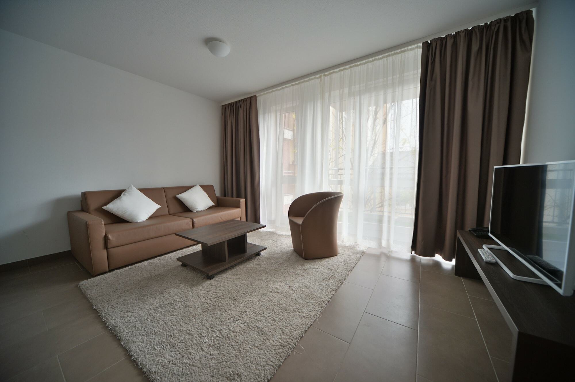 Bayer's Boardinghouse Und Aparthotel 3*