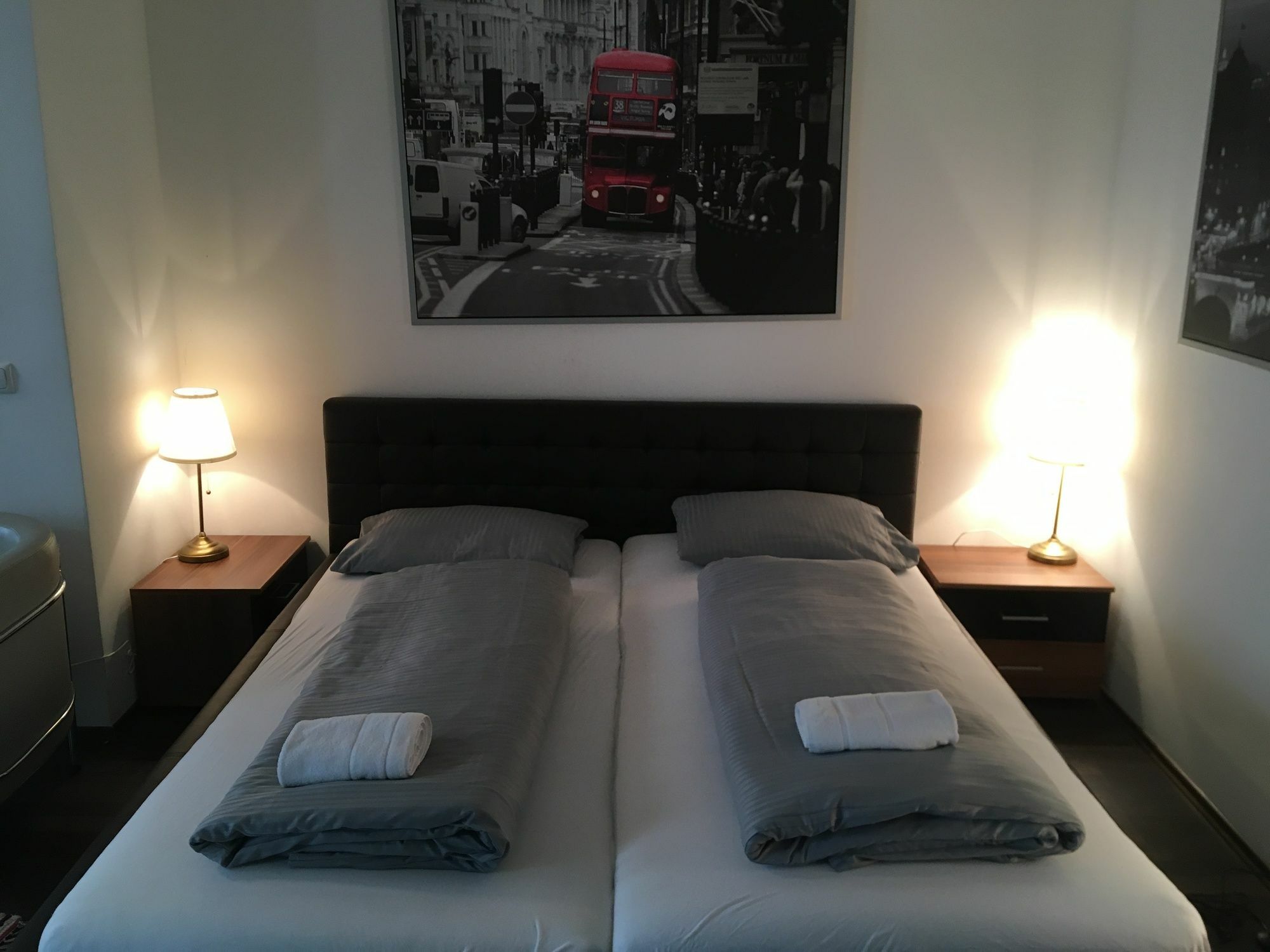 Kn Kahtan Boarding House Apartment Munich
