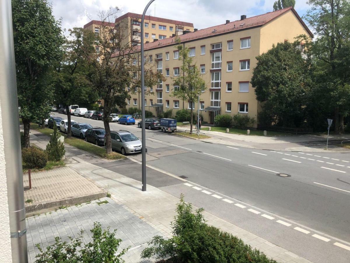 Munchner 2-zimmer-wohnung * Munique
