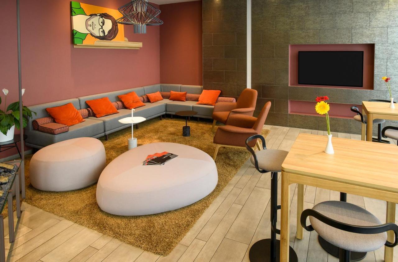 Adagio Aparthotel 4*