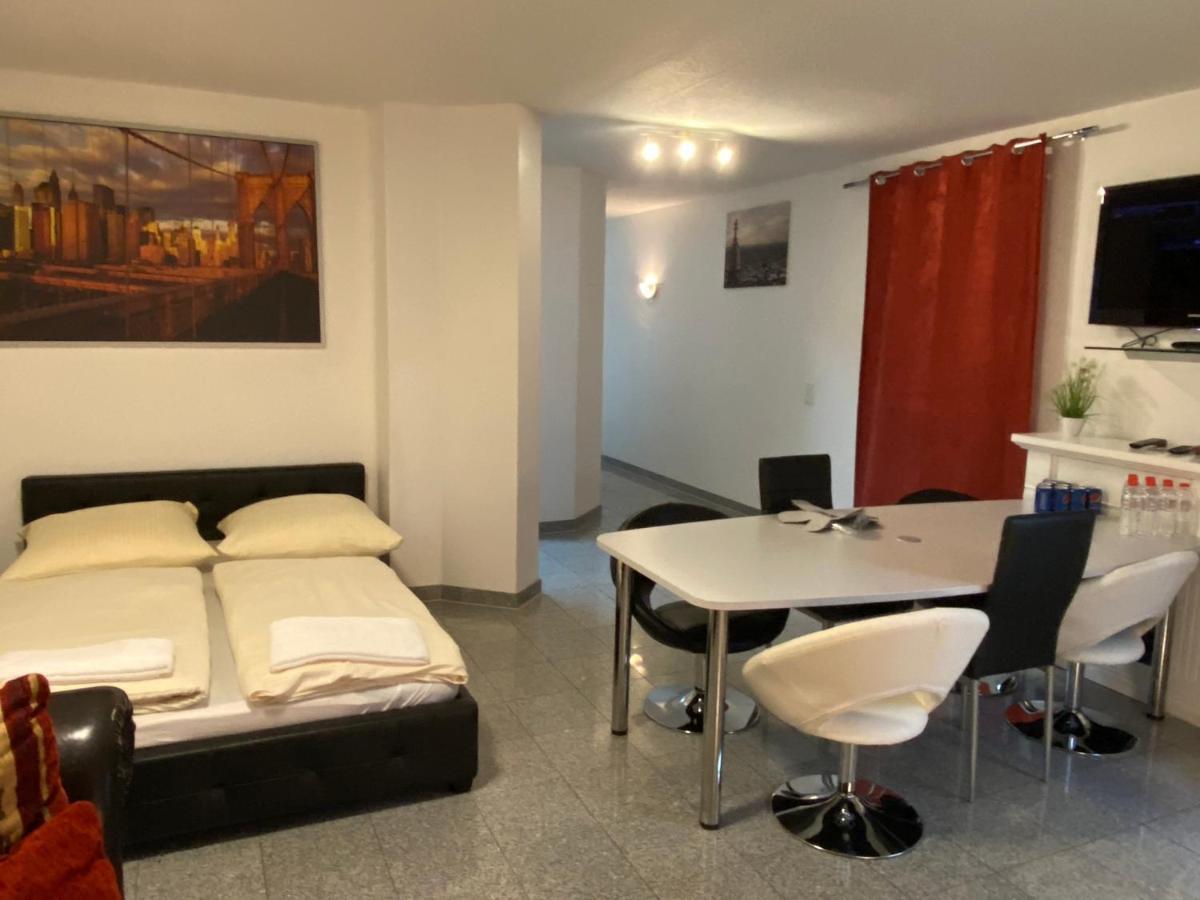 Kn Kahtan Boarding House Apartment Munich
