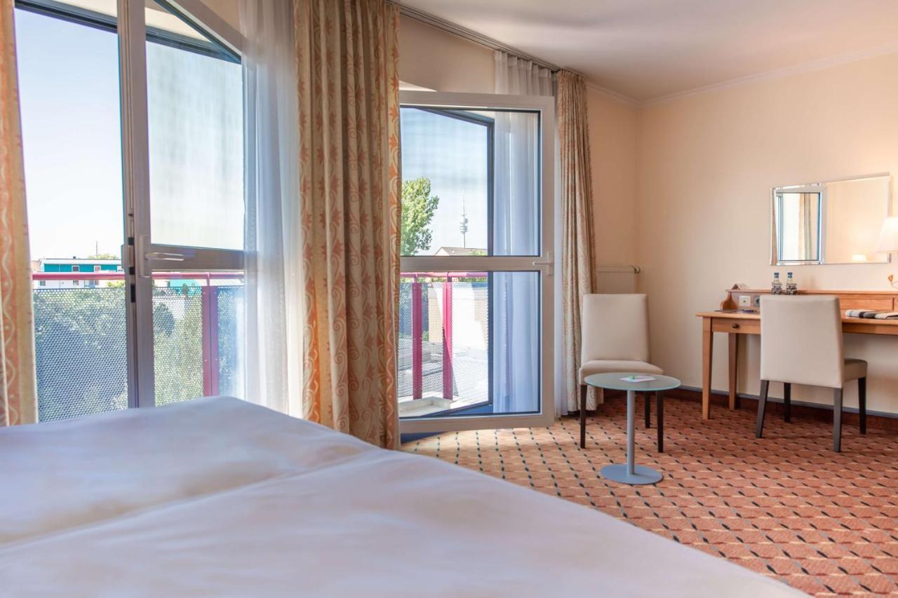 Park By Radisson Frankfurter Ring Hotel 3*