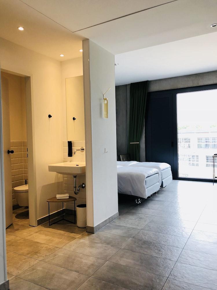 Gambino Cincinnati Hotel