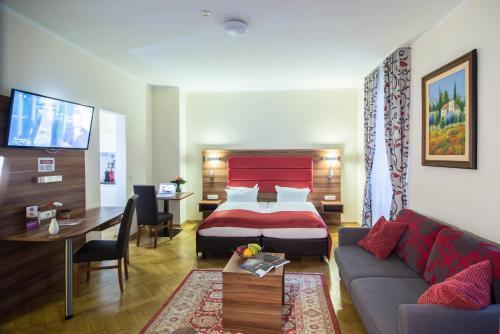 Aparthotel Batu 3*