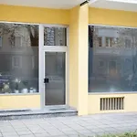 Big Central Apartment Near Rotkreuzplatz With 3 Bedroom For 12 Pax
