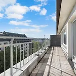 Munich Gem - 2 Bedroom Alpine View Tranquility