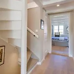 House With Private Pool And Garden