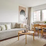 Global Living - Design Apartments I Terrace I Kitchen I Smart-Tv I Parking Space I Muenchen