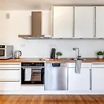 2Br In Schwabing- What\'App - 0034-635-520-036 - For Reservations!