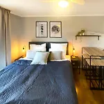 Cozy Apartment In City Center