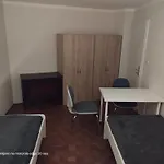 K3 Rg, Zentrale Lage, Schoene 2 Zimmer, Voll Ausgestattet!