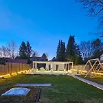 Luxurious Large Home With Pool, Garden, Koi Pond