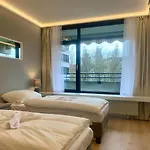 Apartment In Central Location With Free Parking Space