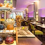 Hotel Dolomit