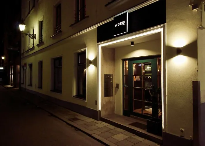 Wdrei Hotel
