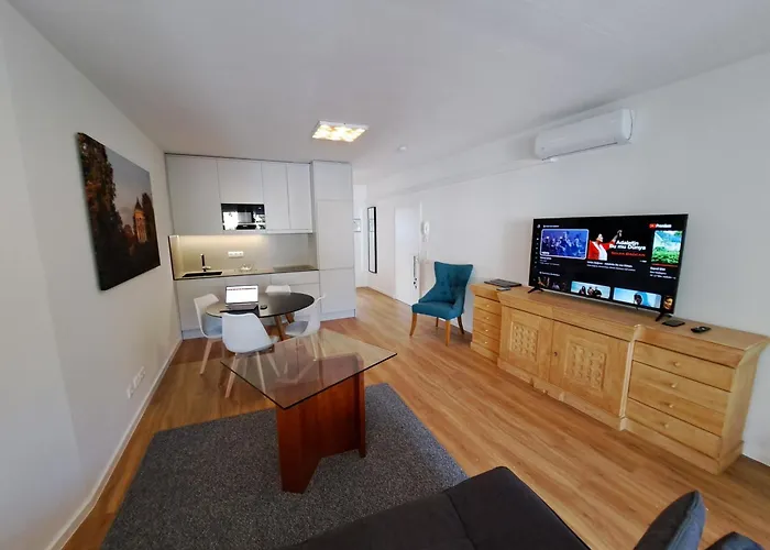 East Park Apartments Baumkirchner Str 18