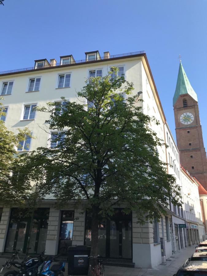 Der Tannenbaum 2* Munich