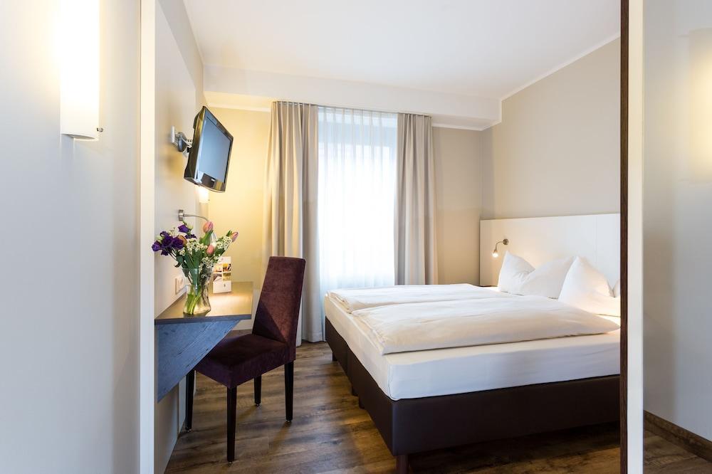 Hotel Dolomit