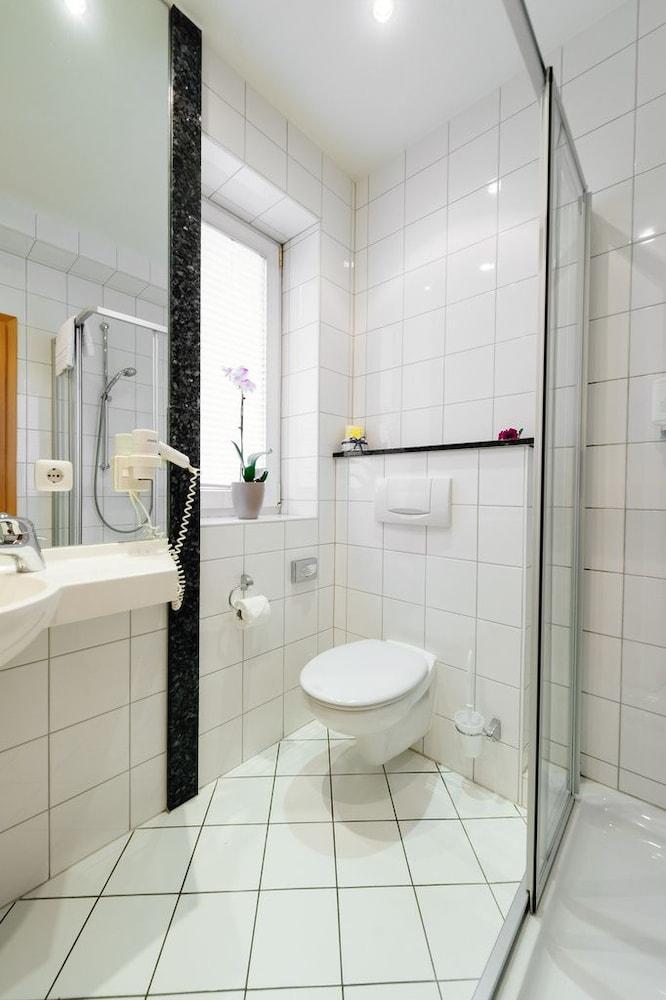 Graf Lehndorff Hotel 3*