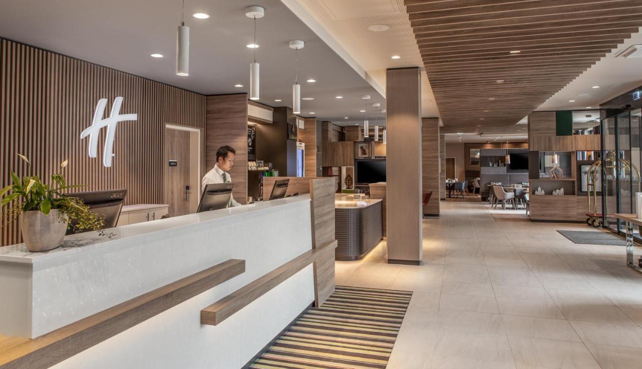 - East, An Ihg 4*