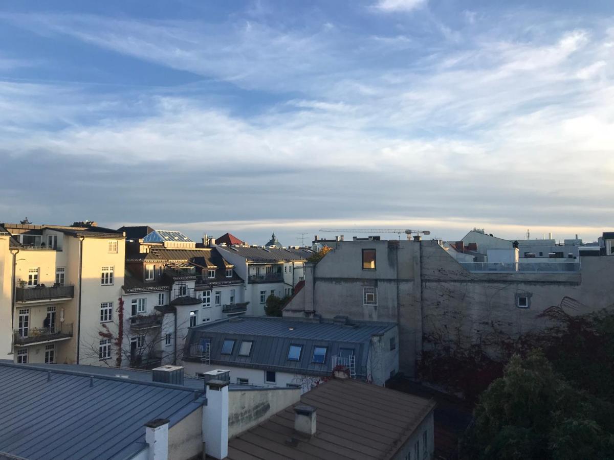 Gemutliches Zuhause Im Dachgeschoss Am Konigsplatz * Munich