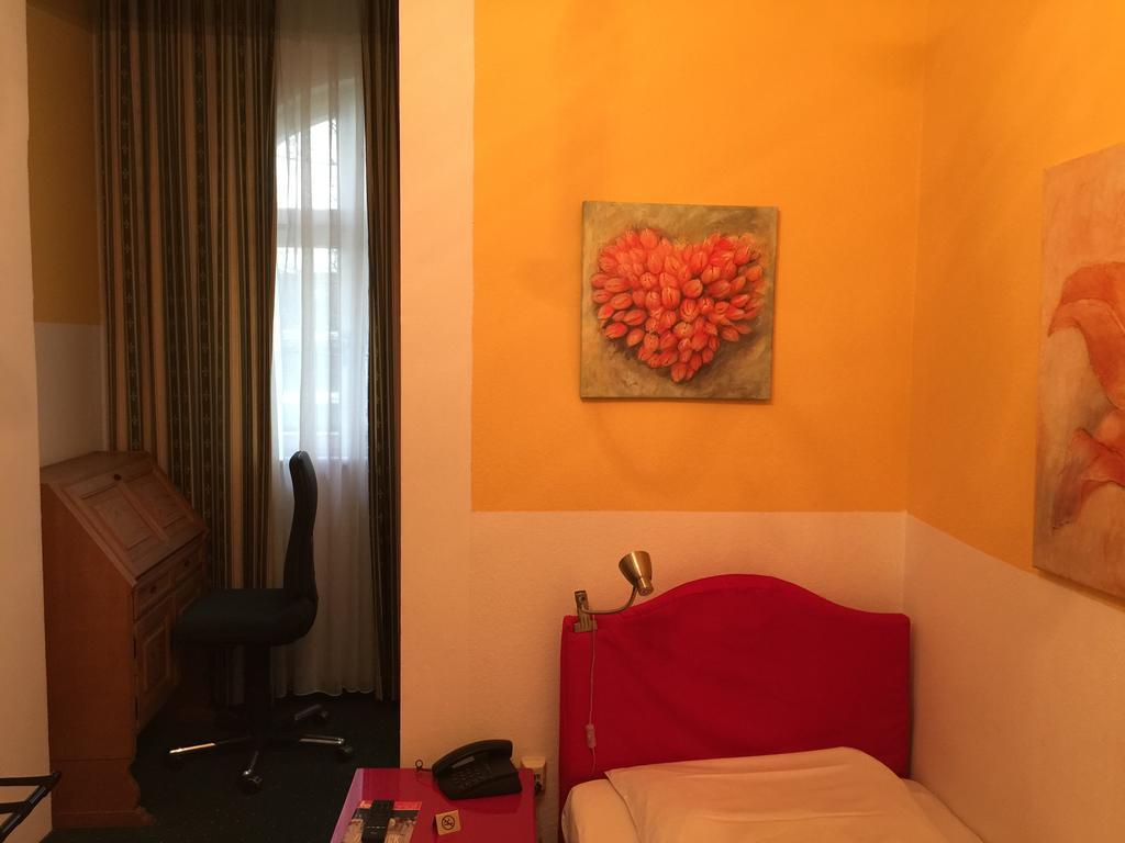 Galleria Hotel 3*