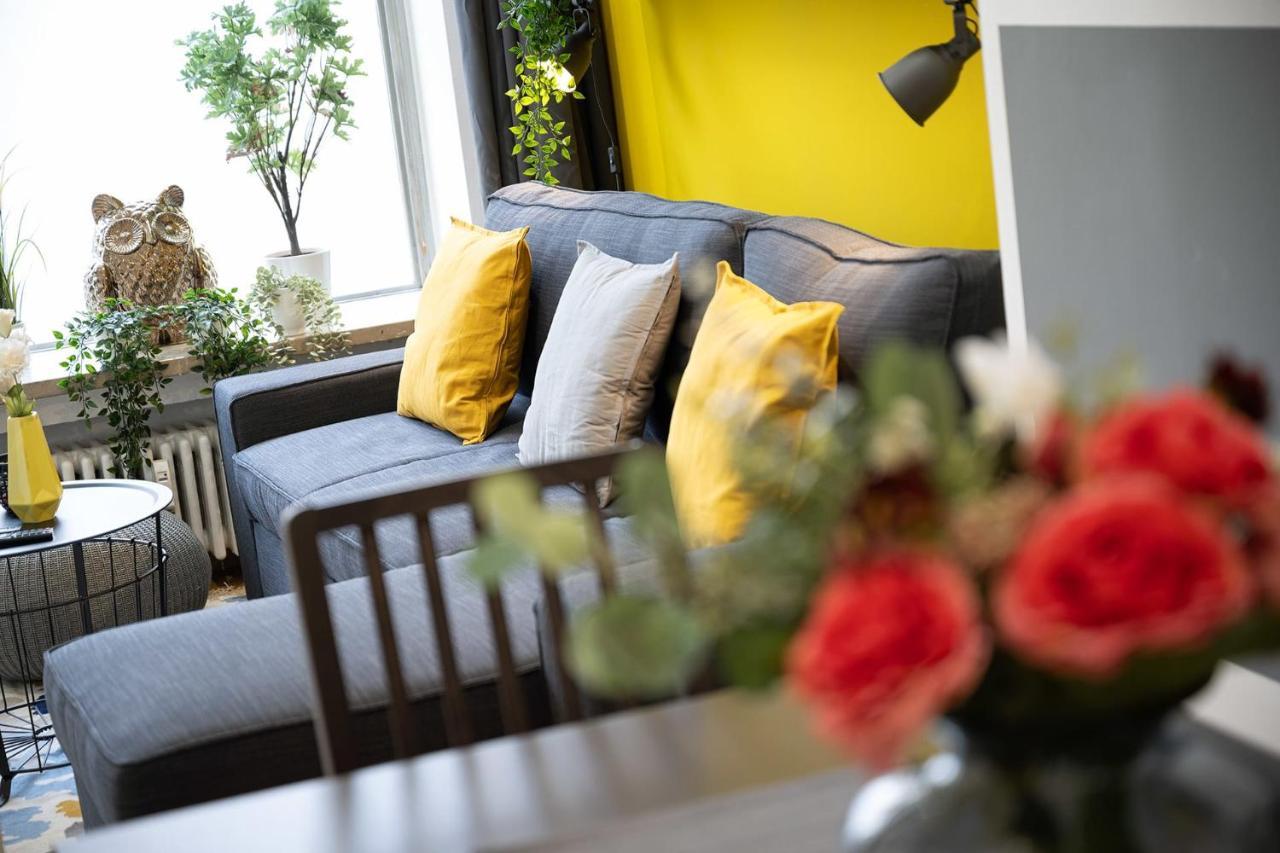 Big Central Near Rotkreuzplatz With 3 Bedroom For 12 Pax Apartment