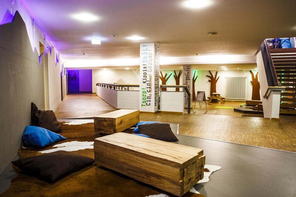 Hi Park Youth Hostel Munich