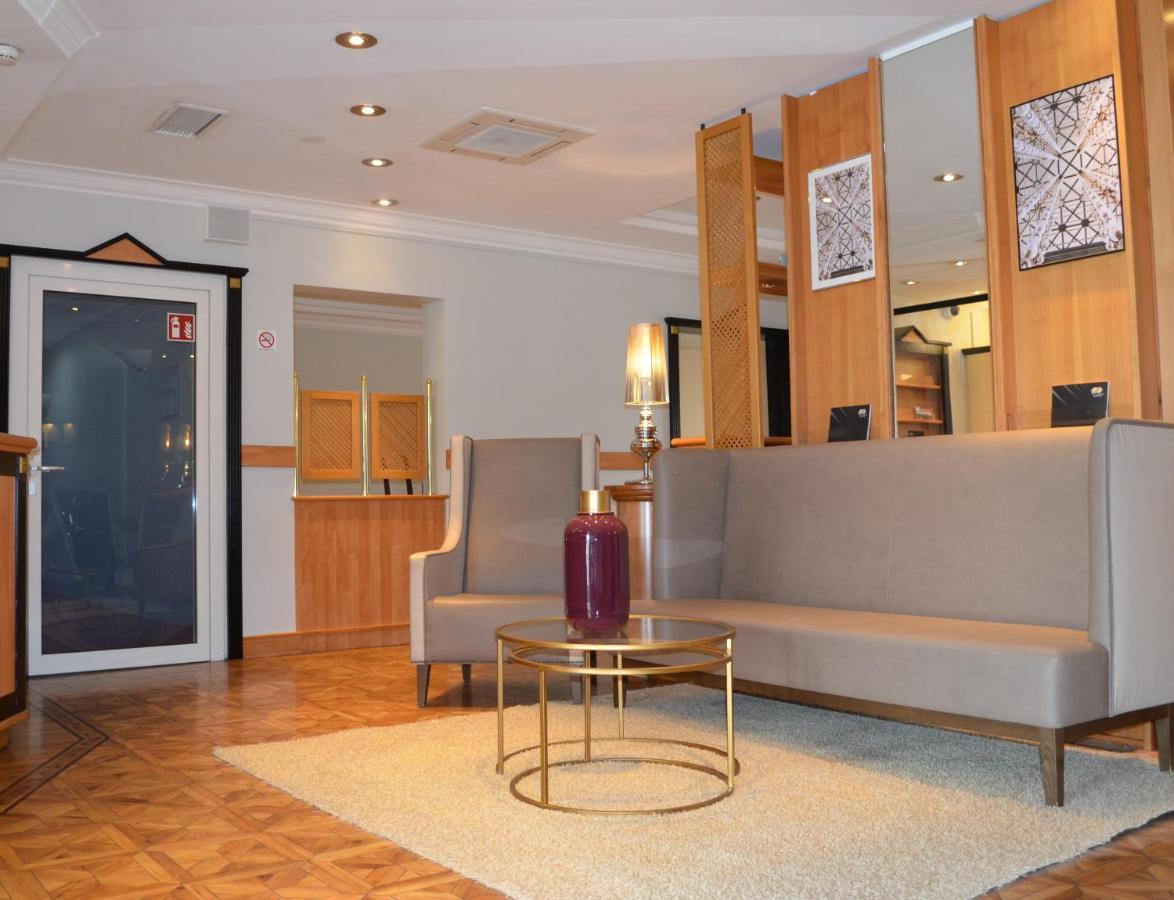 Hotel Ana Living By Arthotel Ana 3*