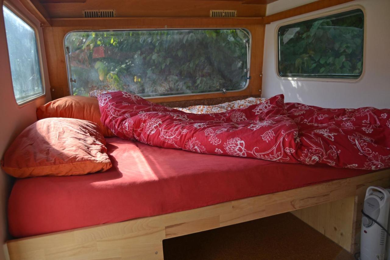 The Tent - Youth Only - Buchung Leider Nur Bis 30 Jahre Moeglich! Hostel Munich