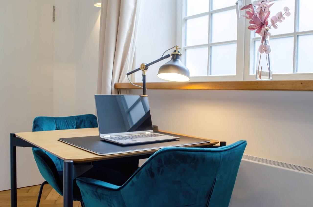 Homely 4 - Chic Self-check-in For Short * München