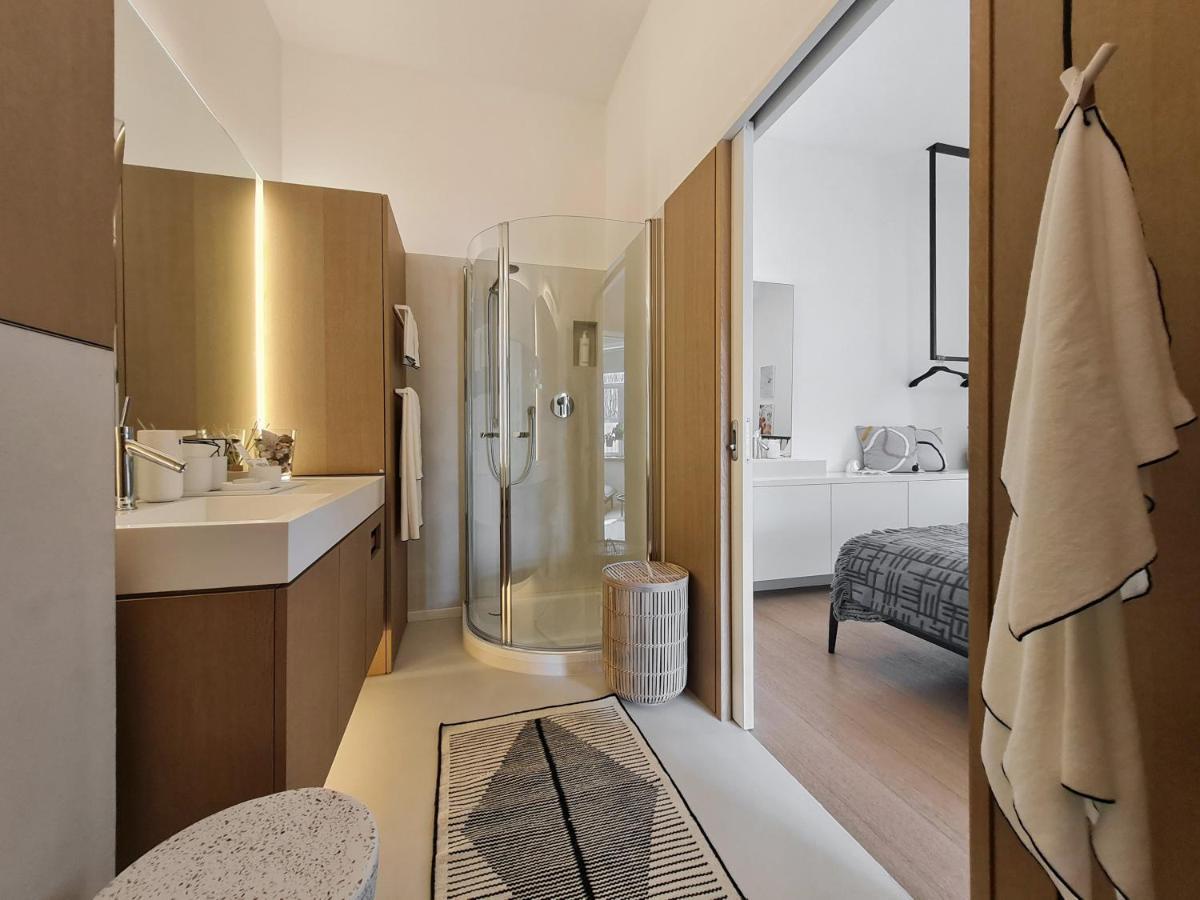 Luxury Omuntu