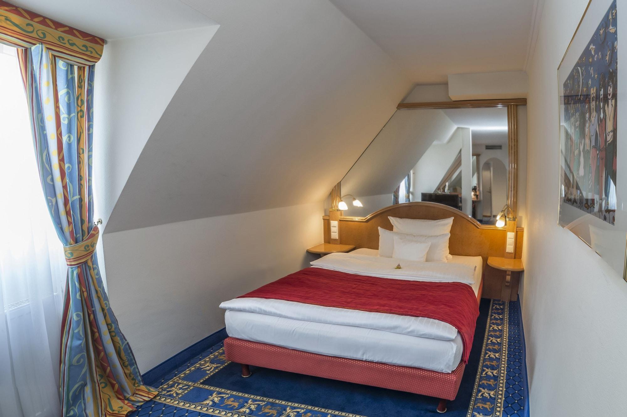Hotel Drei Loewen Munich