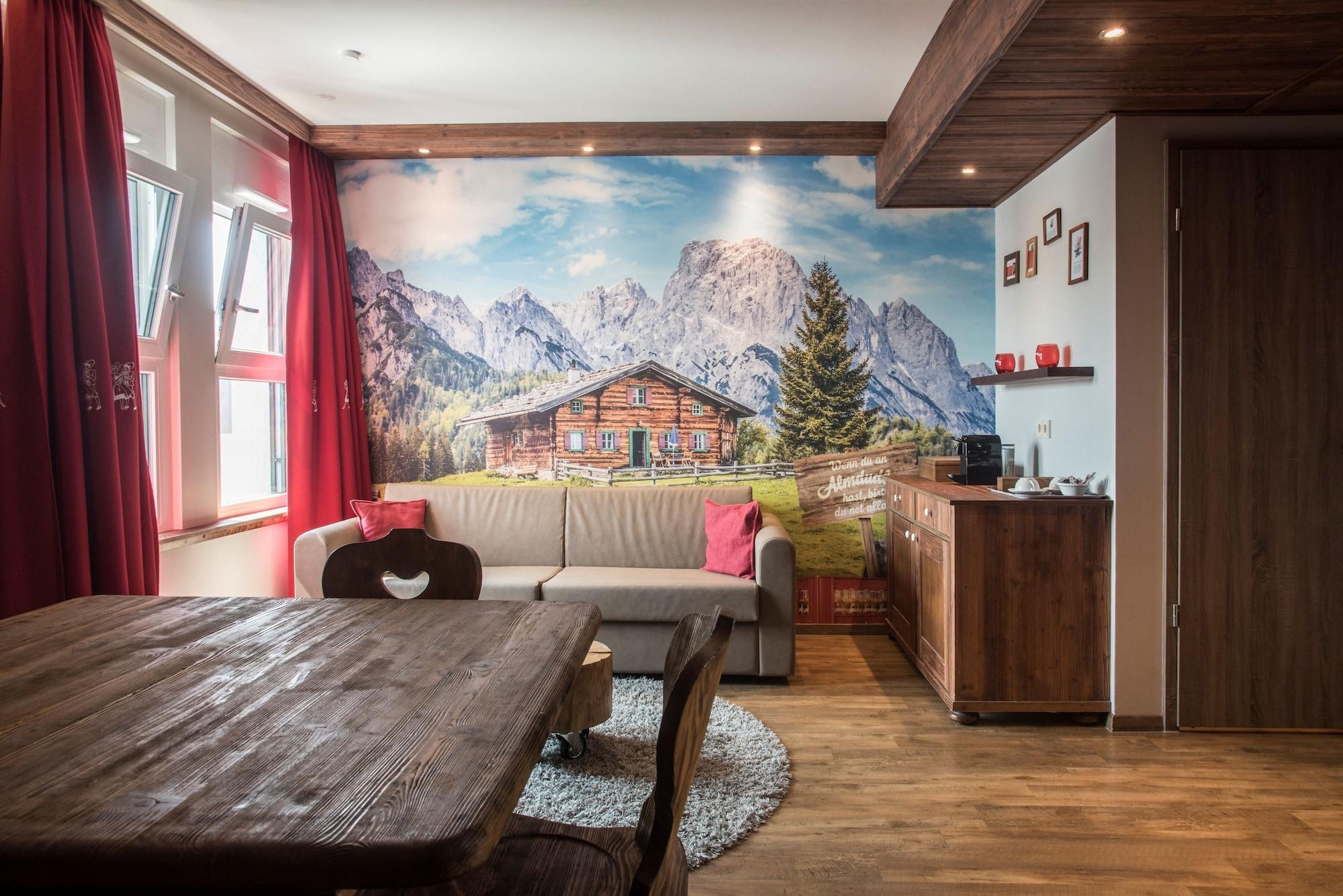Cocoon Hauptbahnhof 4* Munich