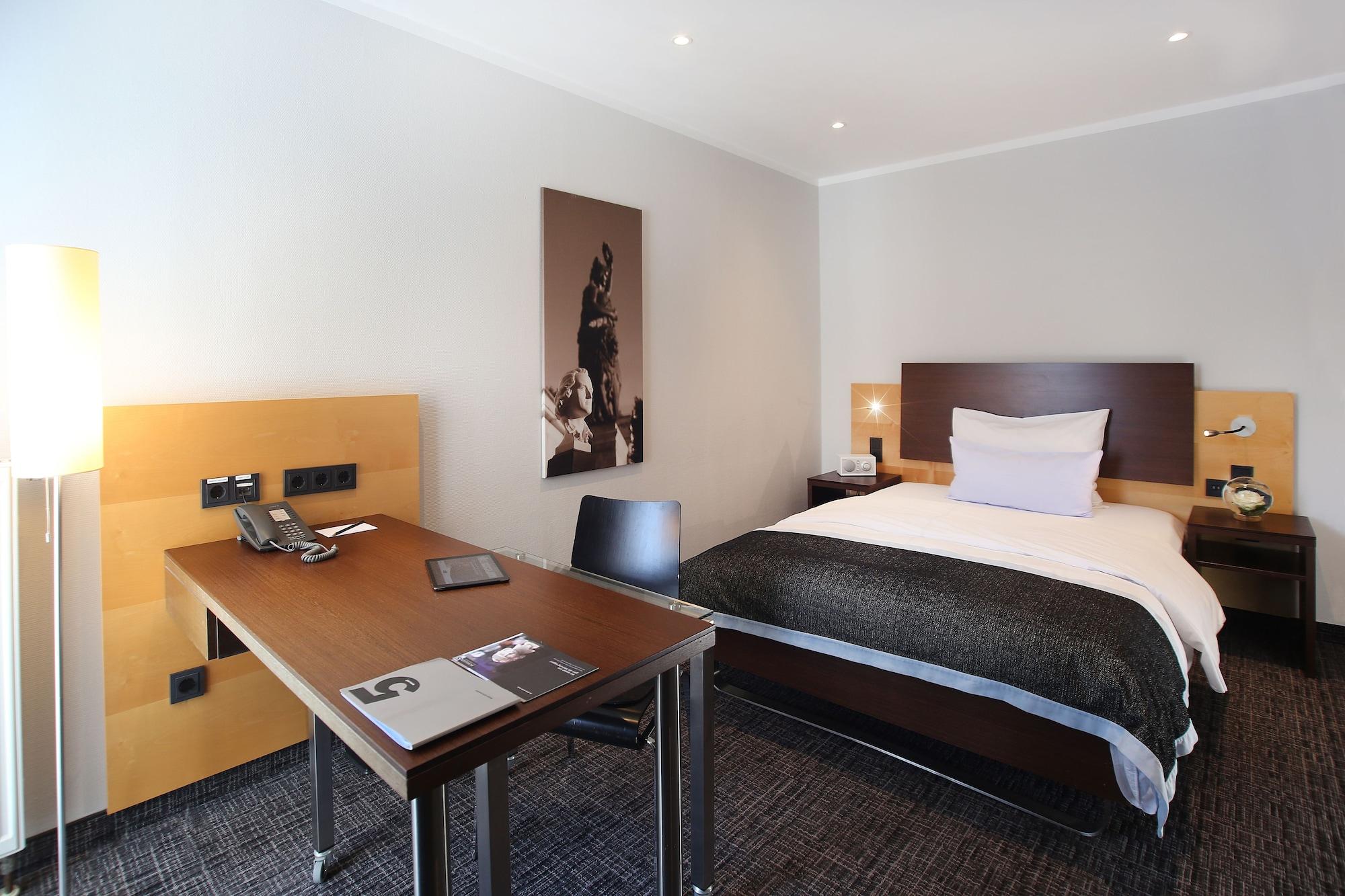 Hotel Schiller 5 4*