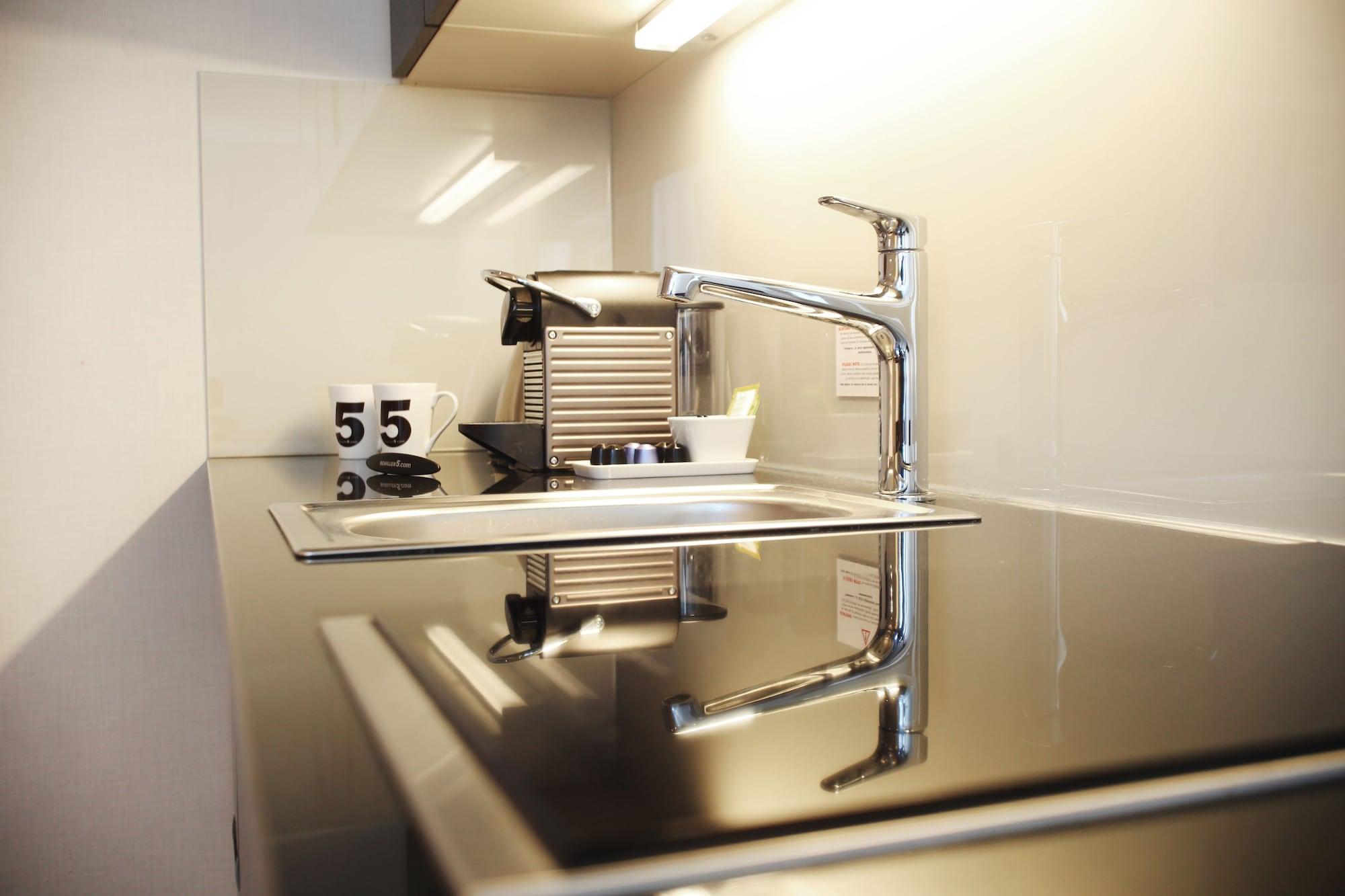 Schiller 5 4*