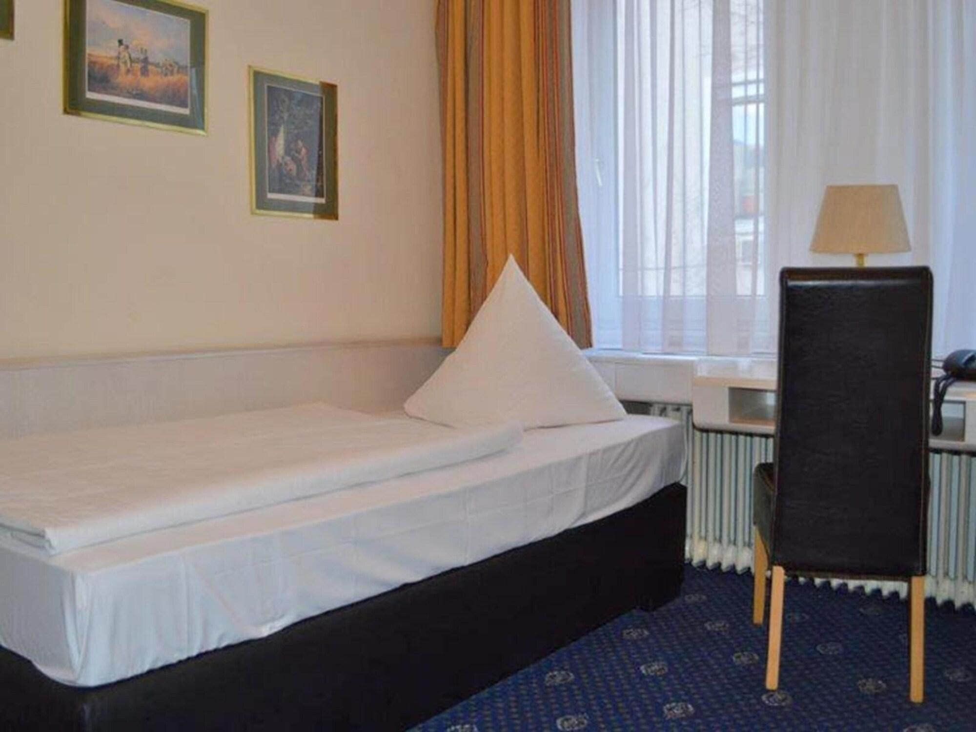 St Paul Hotel 3*