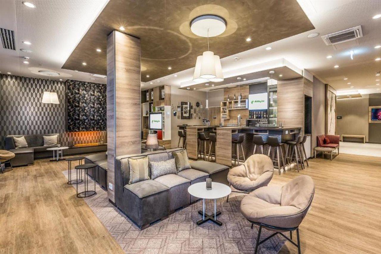 - East, An Ihg Hotel 4*
