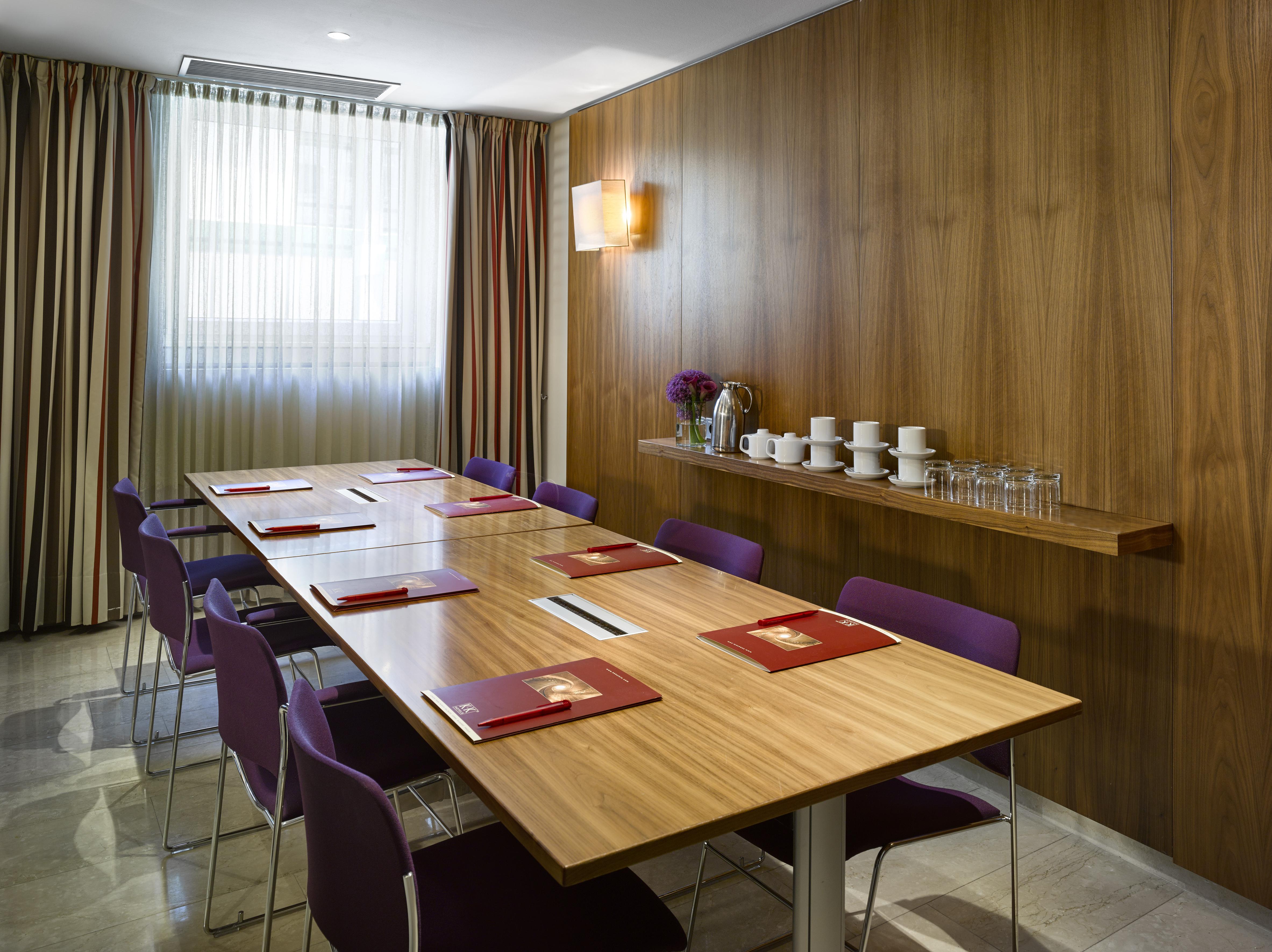 K+k Am Harras Hotel 4*